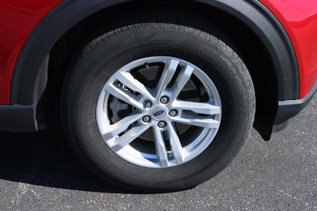 2024 Ford Explorer - $33,900