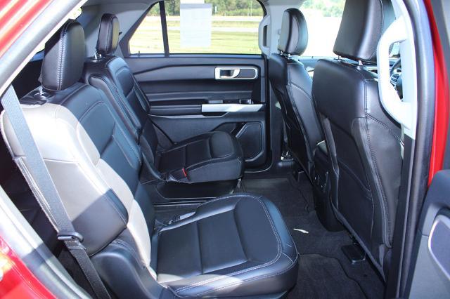 2024 Ford Explorer - $33,900
