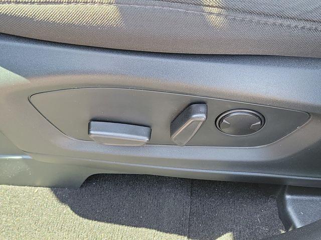 2024 Ford Explorer - $29,500