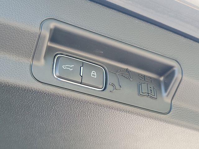 2024 Ford Explorer - $29,500