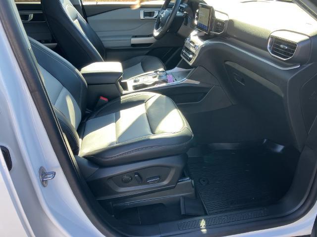 2024 Ford Explorer - $37,700