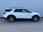 2020 Explorer Thumbnail 20
