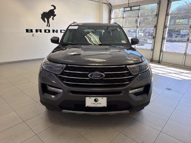 2020 Ford Explorer - $21,900