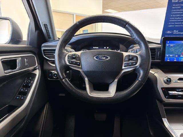 2020 Ford Explorer - $21,900