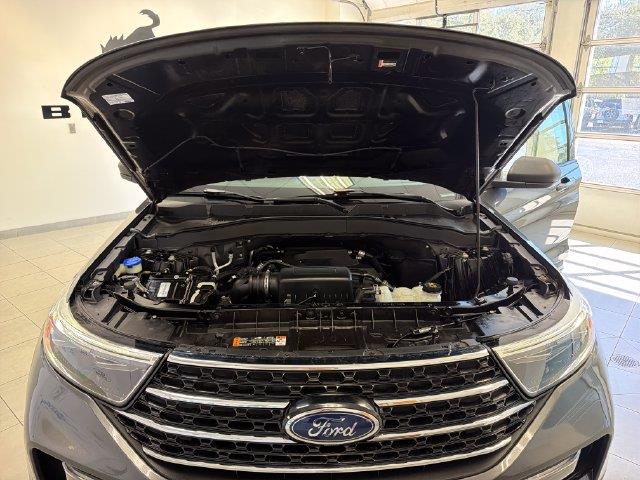 2020 Ford Explorer - $21,900