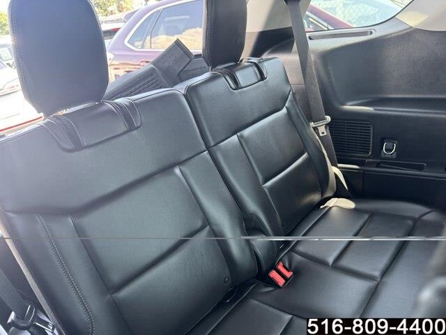 2022 Ford Explorer - $24,947