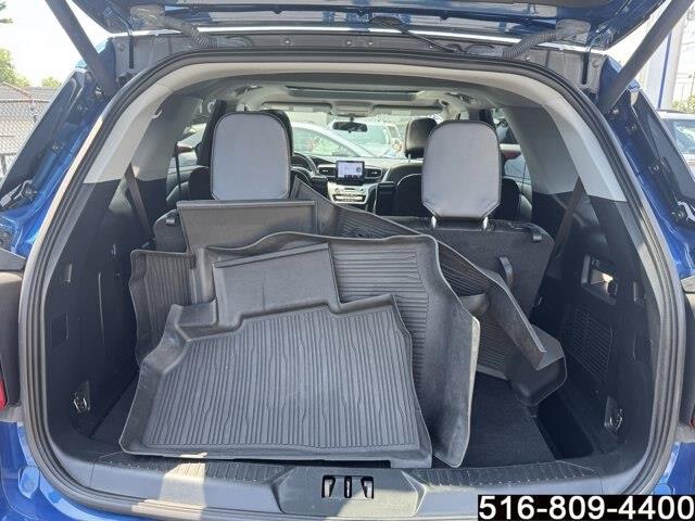 2022 Ford Explorer - $24,947