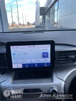 2022 Explorer Thumbnail 3