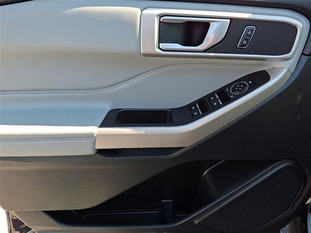 2023 Ford Explorer - $29,170