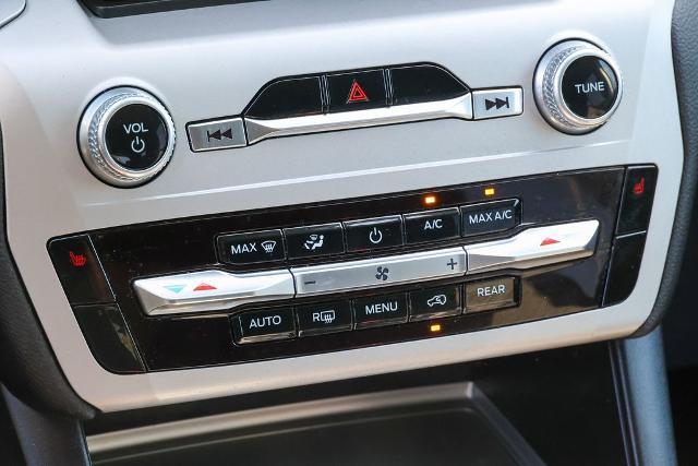 2023 Ford Explorer - $29,803