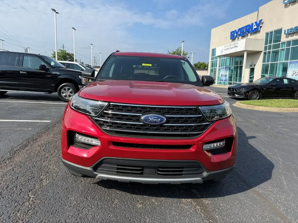 2023 Ford Explorer - $25,998