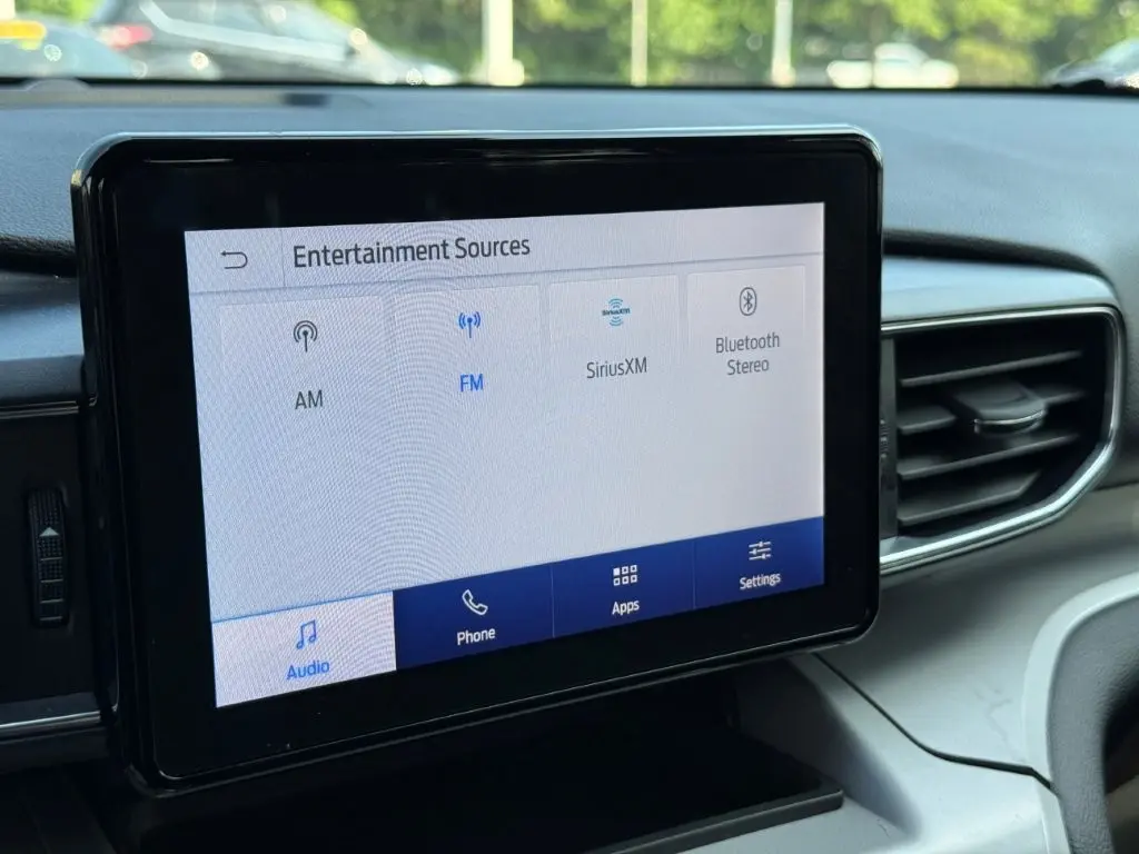 2023 Ford Explorer - $25,998