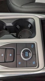 2023 Explorer Thumbnail 33