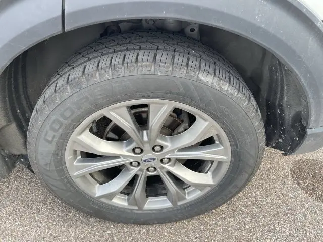 2023 Ford Explorer - $31,200
