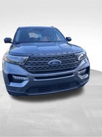 2023 Explorer Thumbnail 3