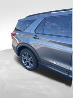 2023 Explorer Thumbnail 9