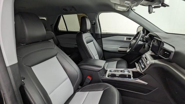 2024 Ford Explorer - $33,673