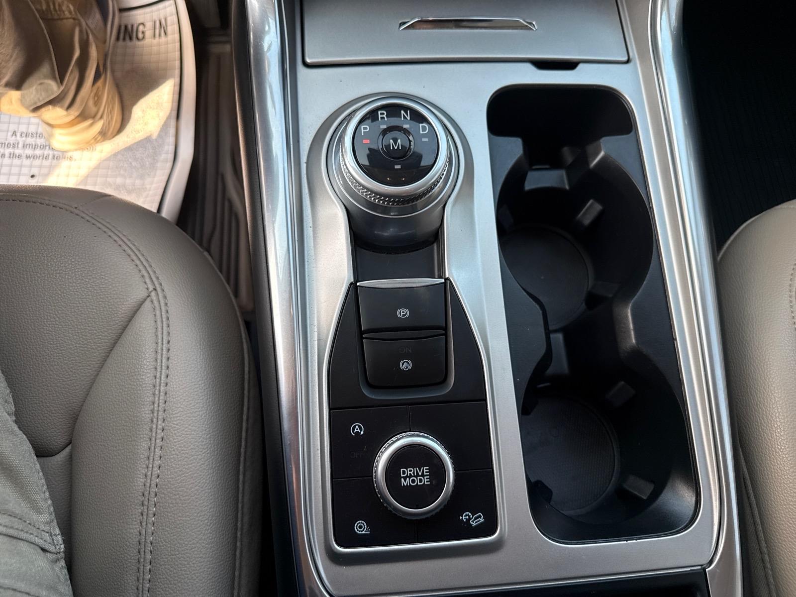 2020 Ford Explorer - $25,890