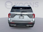 2020 Explorer Thumbnail 12