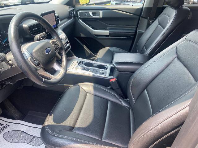 2020 Ford Explorer - $21,977