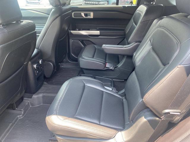 2020 Ford Explorer - $21,977