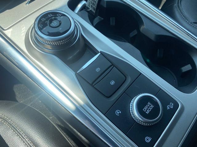 2020 Ford Explorer - $21,977