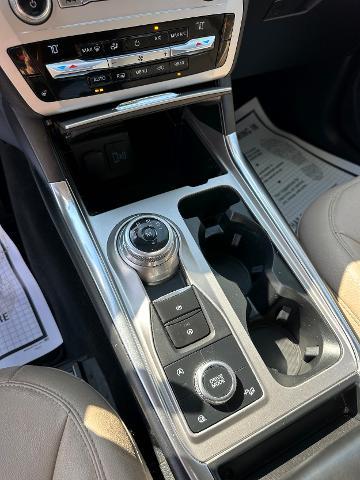 2020 Ford Explorer - $18,995