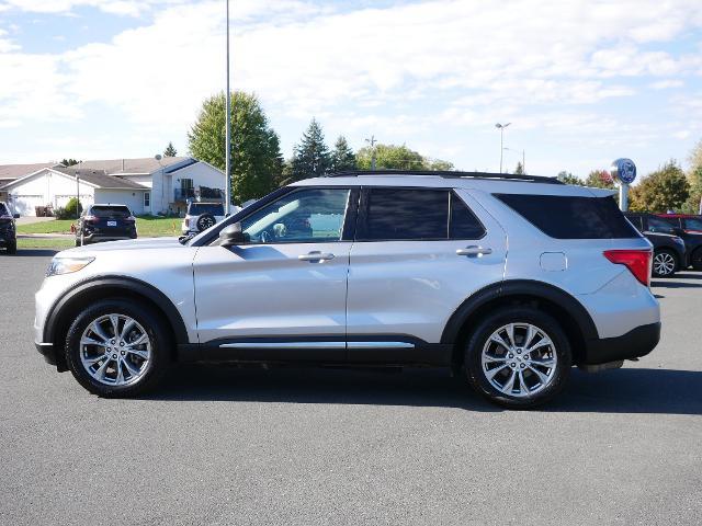 2021 Ford Explorer XLT — photo 1 of 12