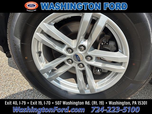 2022 Ford Explorer - $28,500