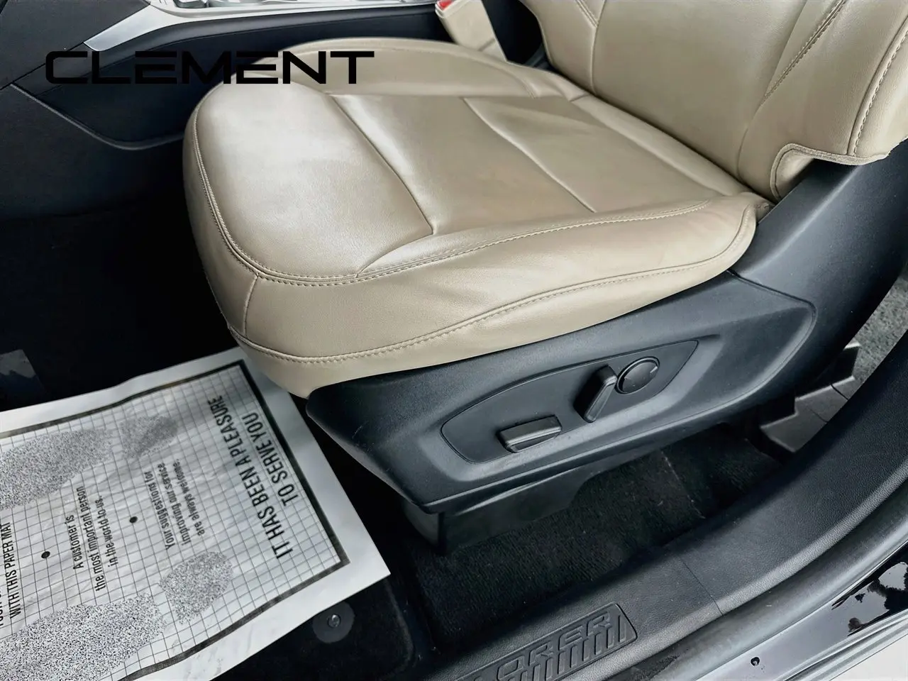 2022 Ford Explorer - $22,095