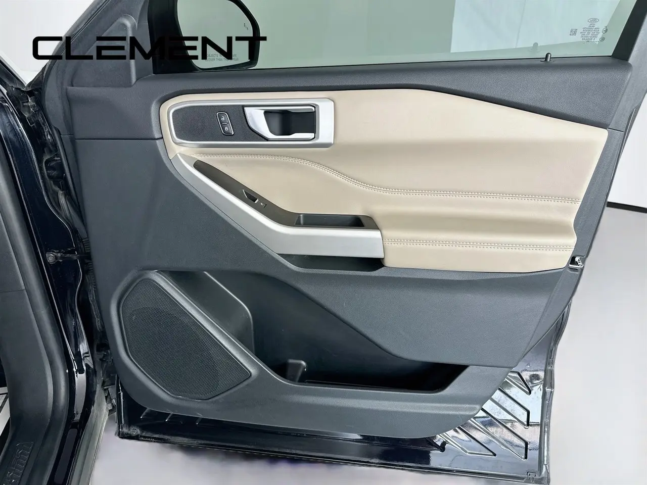 2022 Ford Explorer - $22,095