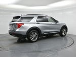 2022 Explorer Thumbnail 30