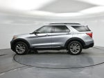 2022 Explorer Thumbnail 32