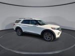 2022 Explorer Thumbnail 2