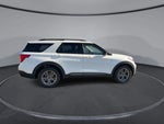 2022 Explorer Thumbnail 9