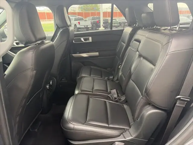 2022 Ford Explorer - $29,520