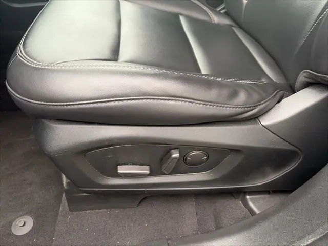 2022 Ford Explorer - $29,520