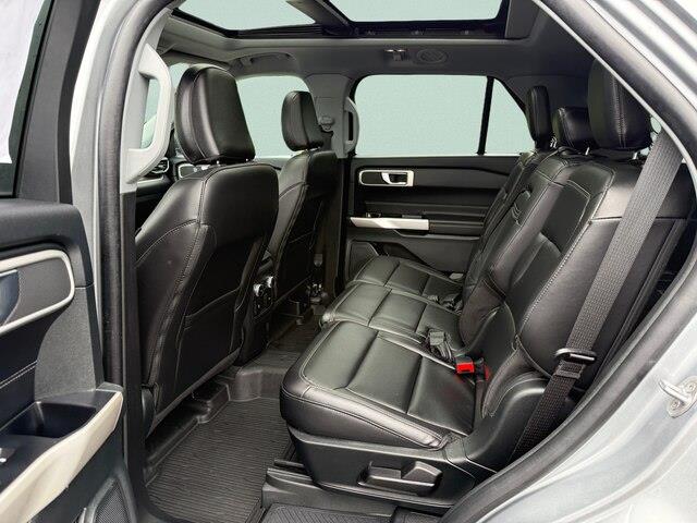 2022 Ford Explorer - $28,995