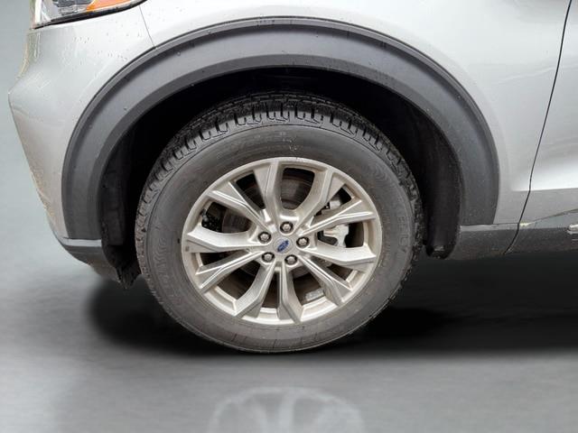 2022 Ford Explorer - $28,995