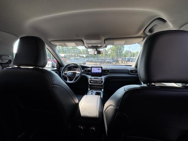 2023 Ford Explorer - $30,375