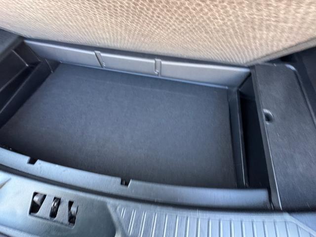 2023 Ford Explorer - $30,375