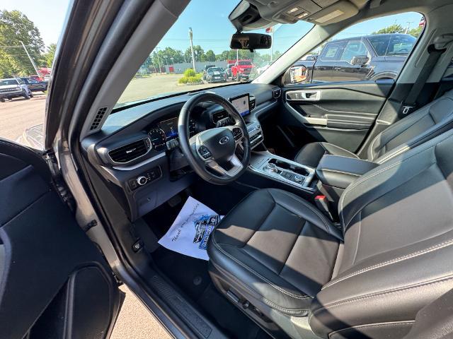 2023 Ford Explorer - $30,375