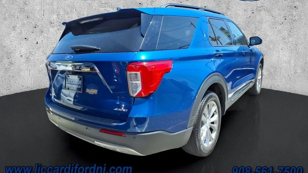 2023 Ford Explorer XLT