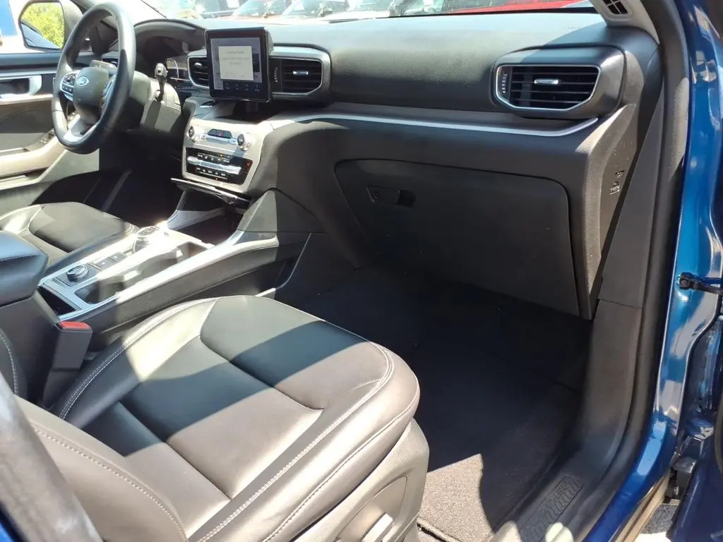 2023 Ford Explorer - $26,890