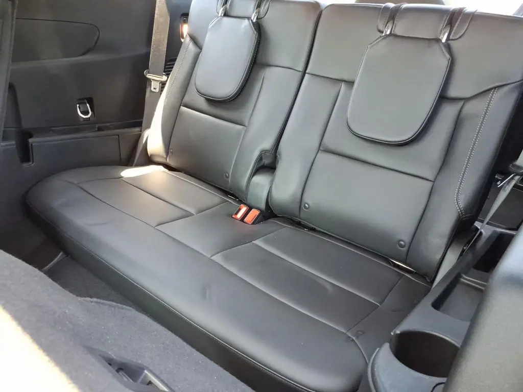 2023 Ford Explorer - $26,890