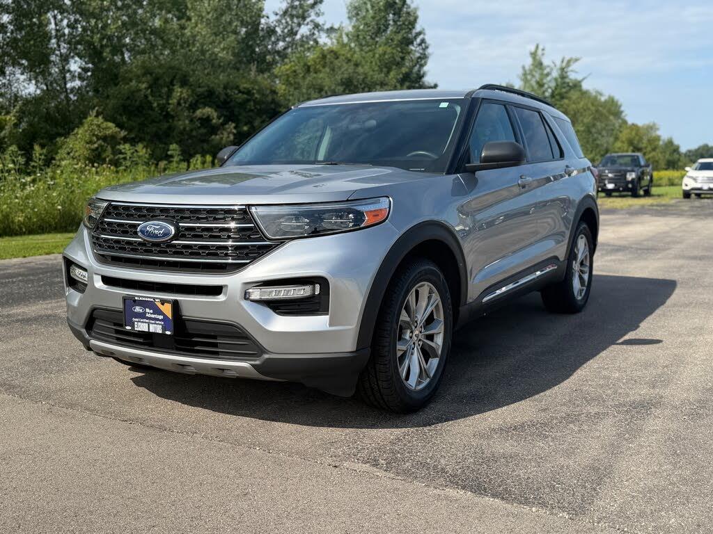 2023 Ford Explorer - $34,995