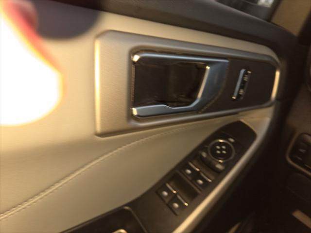 2023 Ford Explorer - $31,997