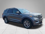 2023 Explorer Thumbnail 3