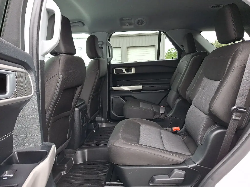 2023 Ford Explorer - $29,200