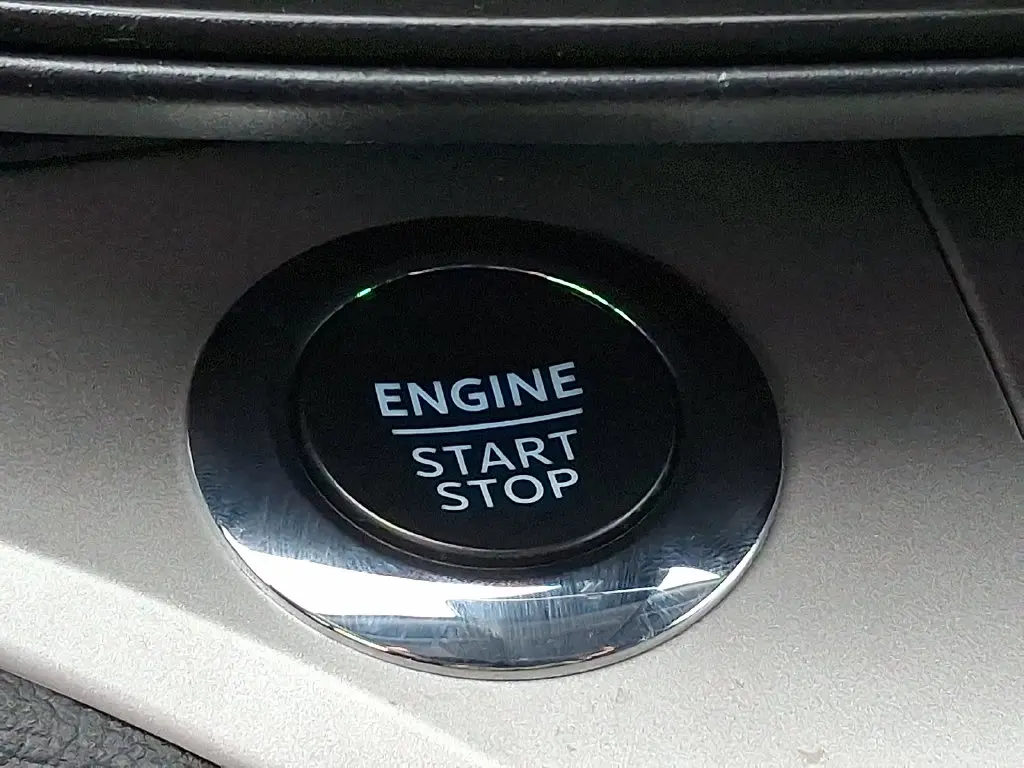 2023 Ford Explorer - $29,200
